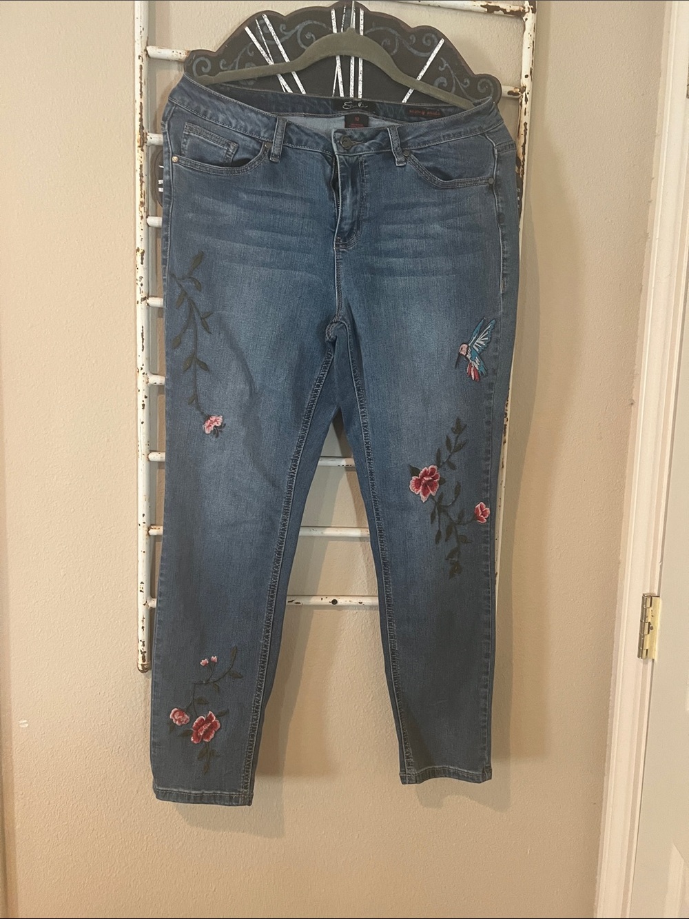 Earl Jeans Mid-Blue Skinny Jeans with Floral & Bird Embroidery